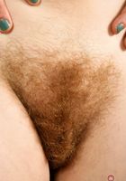 Silvia shows off her fine ass and muff, Sylvia Sinclair (sil016) ATK Natural & Hairy: Sylvia Sinclair (Silvia shows off her fine ass and muff)