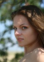 Naughty babe Sonya teases with her feet, Sonya (son028) ATK Galleria: Sonya (Naughty babe Sonya teases with her feet)