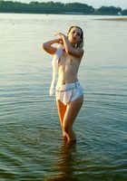 Stoney loves a little nudism and shows off her body during a sunset, Stoney (sto001) ATK Archives: Stoney (Stoney loves a little nudism and shows off her body during a sunset)