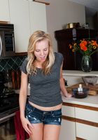 Amateur babe Sunny teases and spreads her shaved pussy, Sunny (sun027) ATK Archives: Sunny (Amateur babe Sunny teases and spreads her shaved pussy)
