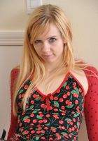 Zoe in lingerie, Zoe (zoe018) ATK Petites: Zoe (Zoe in lingerie)