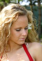 Zuzana shows her trimmed pussy outdoors, Zuzana (zuz019) ATK Archives: Zuzana (Zuzana shows her trimmed pussy outdoors)